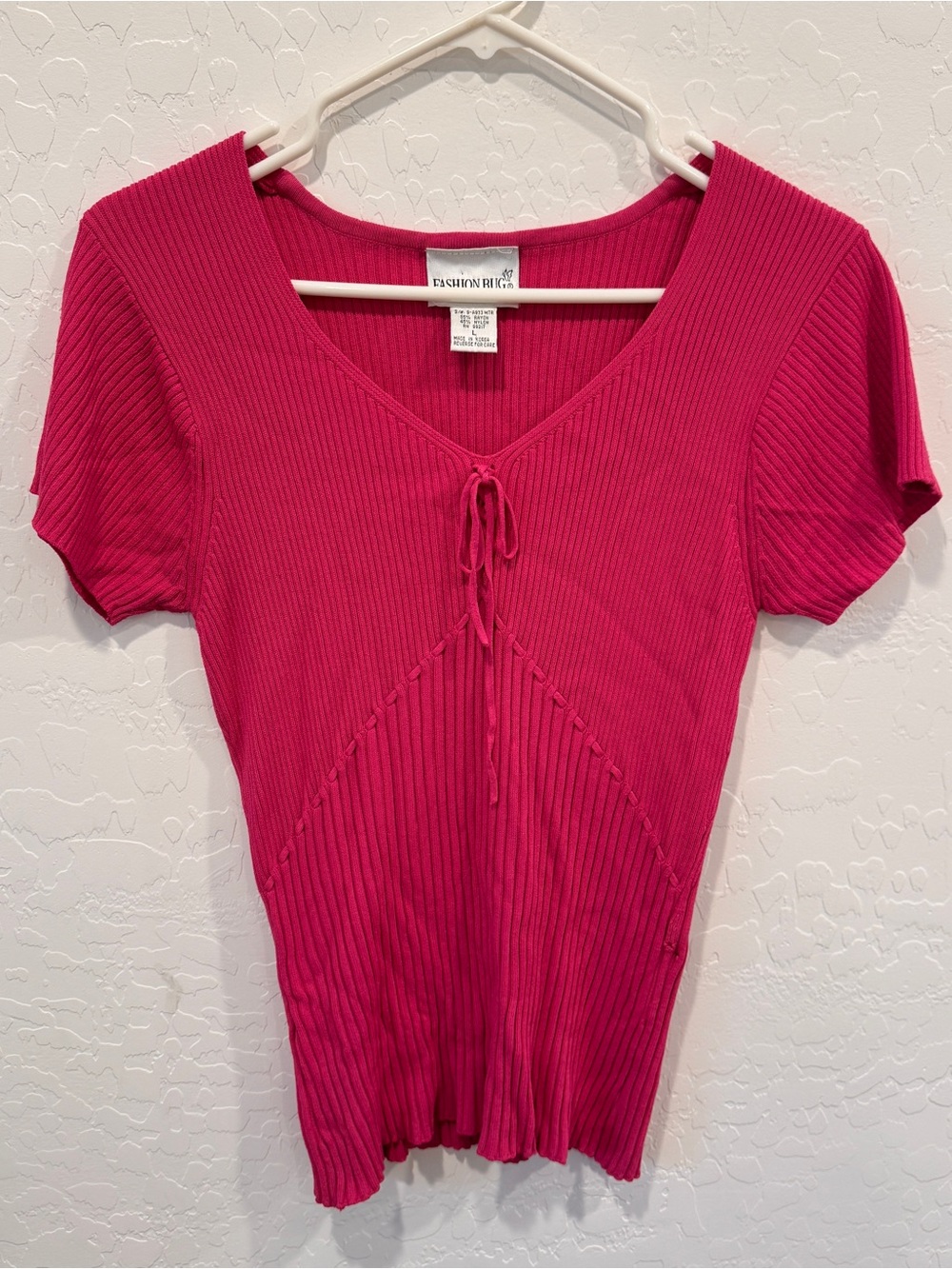 Y2K Fashion Bug Hot Pink Ribbed V-Neck Tie-Front Short Sleeve Top Womens Large